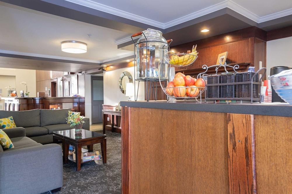 Sandman Hotel Red Deer Zewnętrze zdjęcie