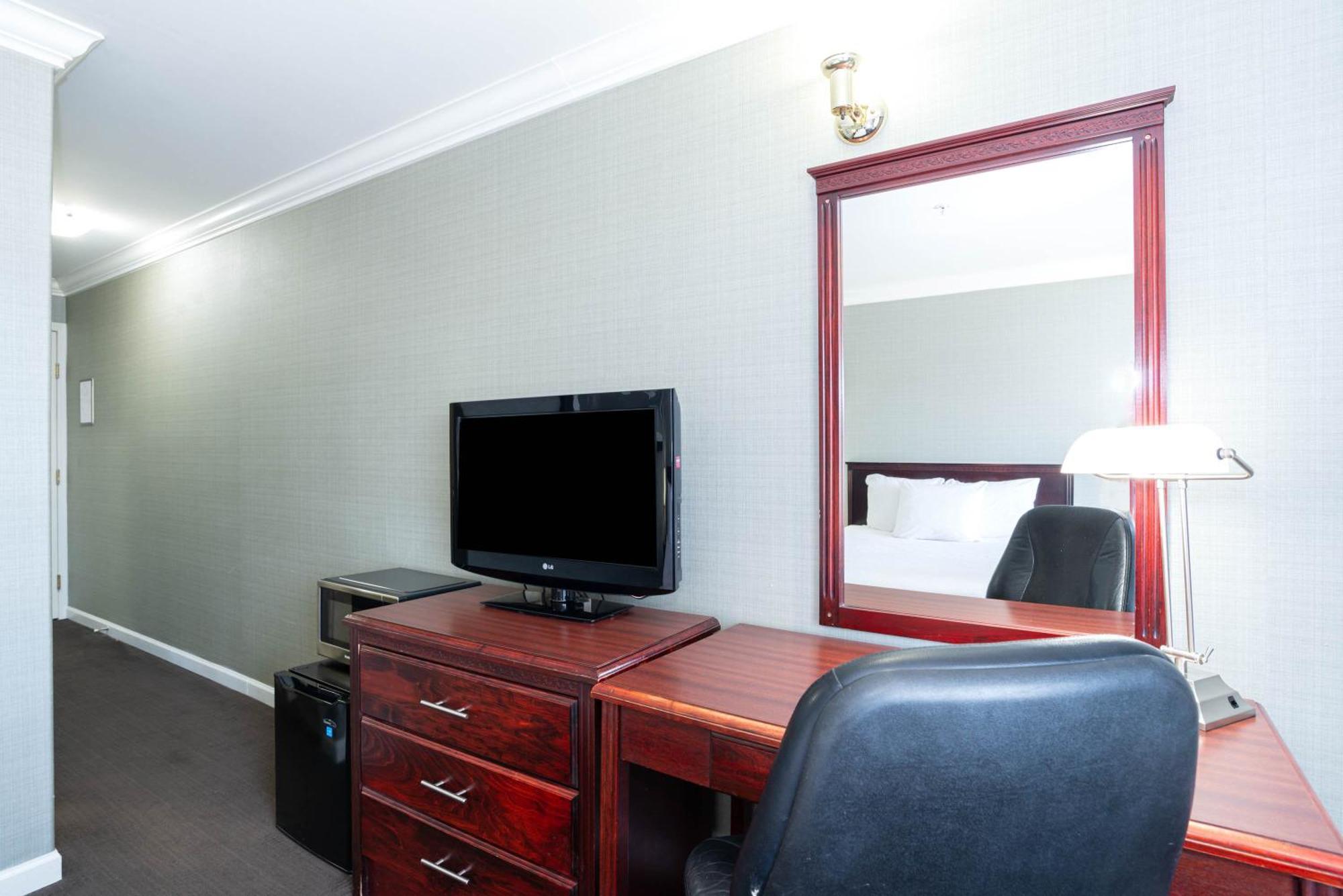 Sandman Hotel Red Deer Zewnętrze zdjęcie