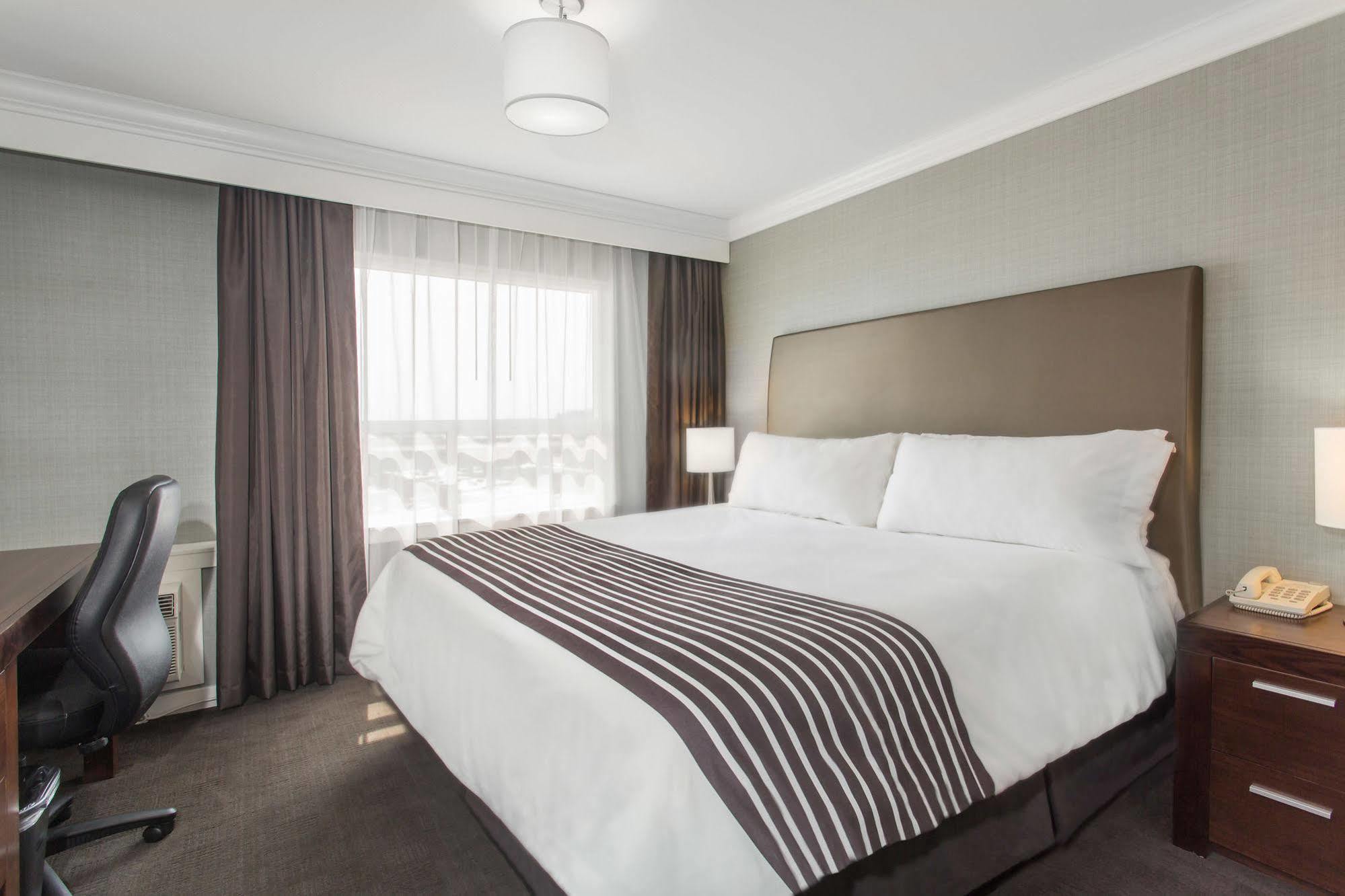 Sandman Hotel Red Deer Zewnętrze zdjęcie