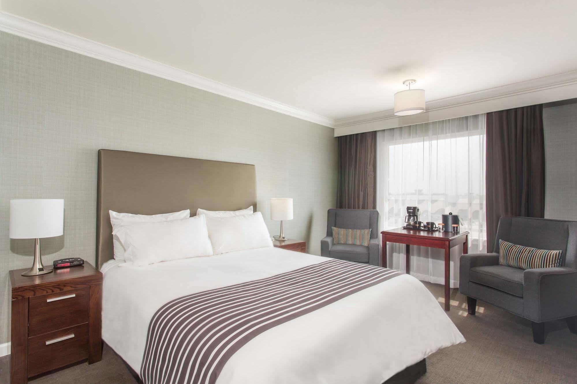 Sandman Hotel Red Deer Zewnętrze zdjęcie
